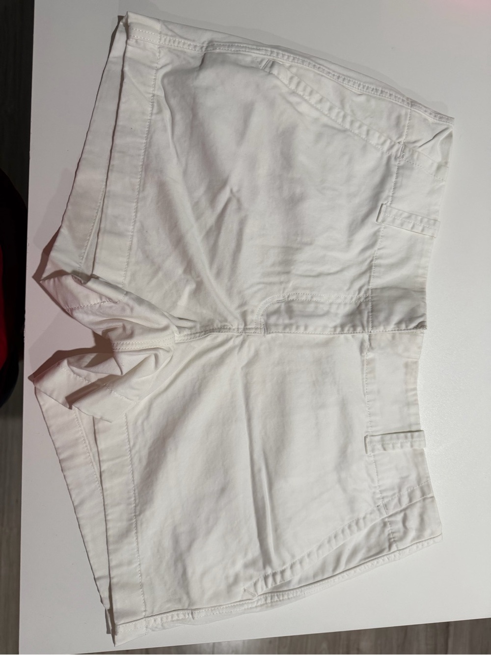 Vineyard Vines Women’s White Cotton Casual Shorts